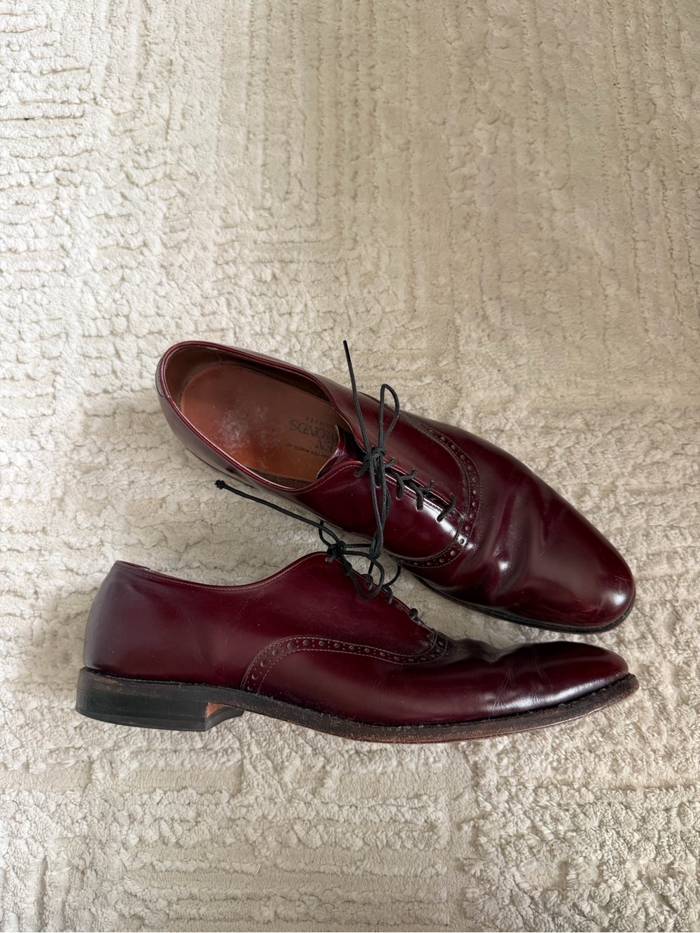 Allen Edmonds Danbury Burgundy Leather Oxfords Men's Dress Shoes Size 11.5